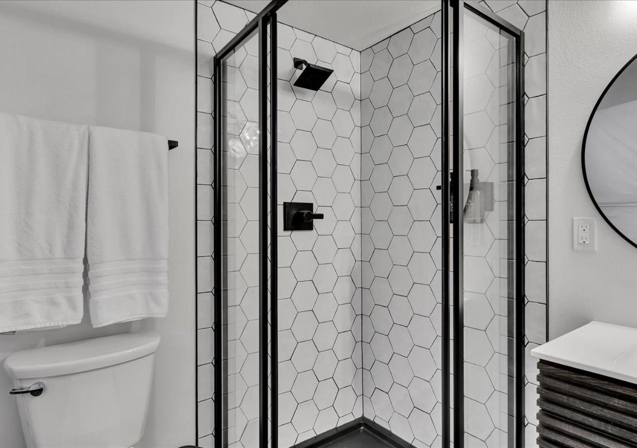 Hotel Starlight Haven Hot Springs Esterno foto