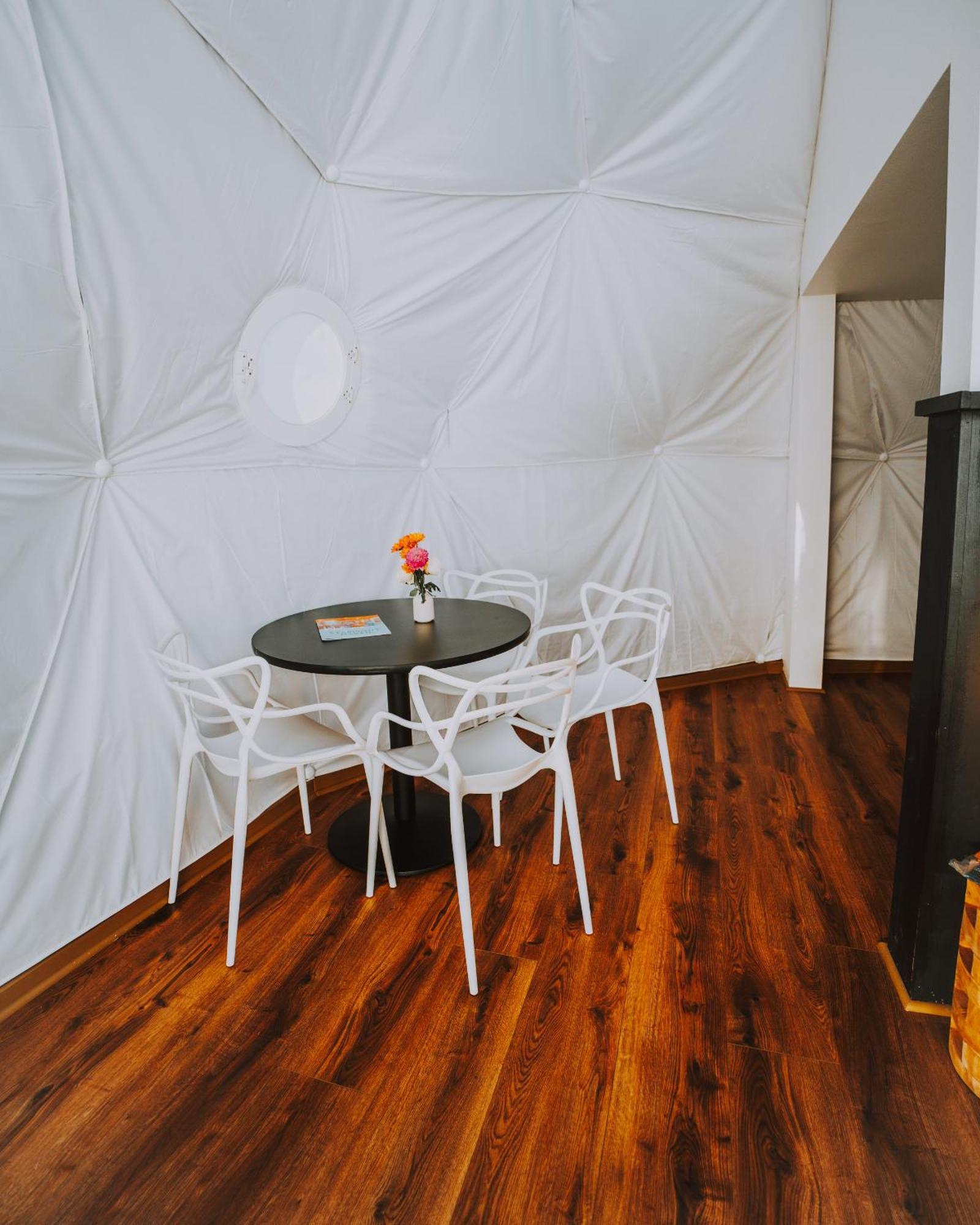 Hotel Starlight Haven Hot Springs Esterno foto